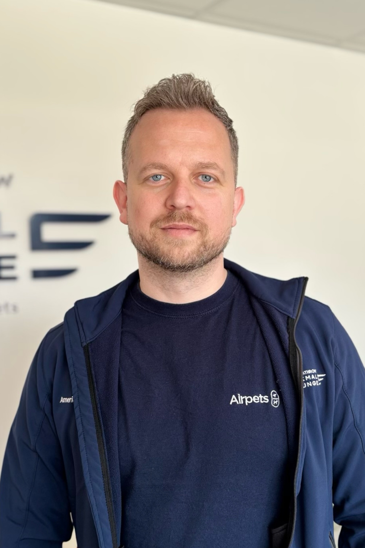 Airpets Team - Lee