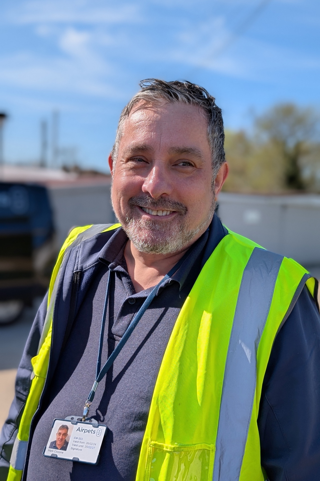 Airpets Team - Mark